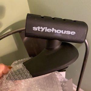 5/$25 Flat iron holders style house brand 2 available.